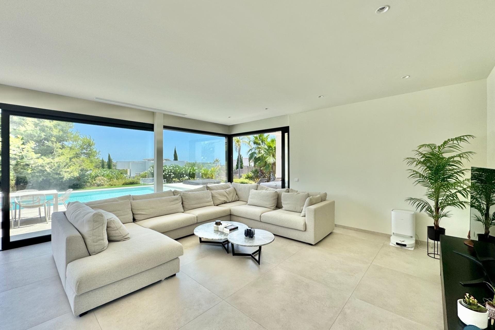Herverkoop - Villa -
Orihuela - Las Colinas Golf