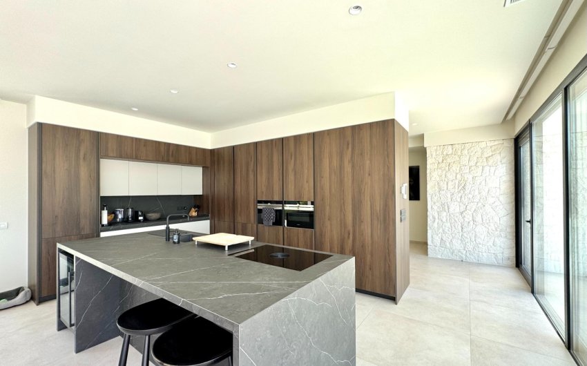 Herverkoop - Villa -
Orihuela - Las Colinas Golf