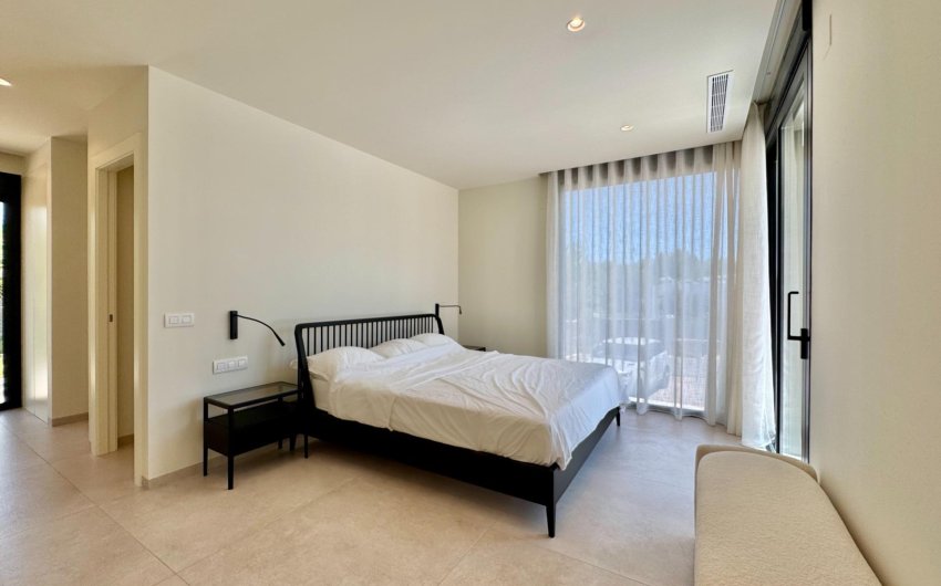 Herverkoop - Villa -
Orihuela - Las Colinas Golf