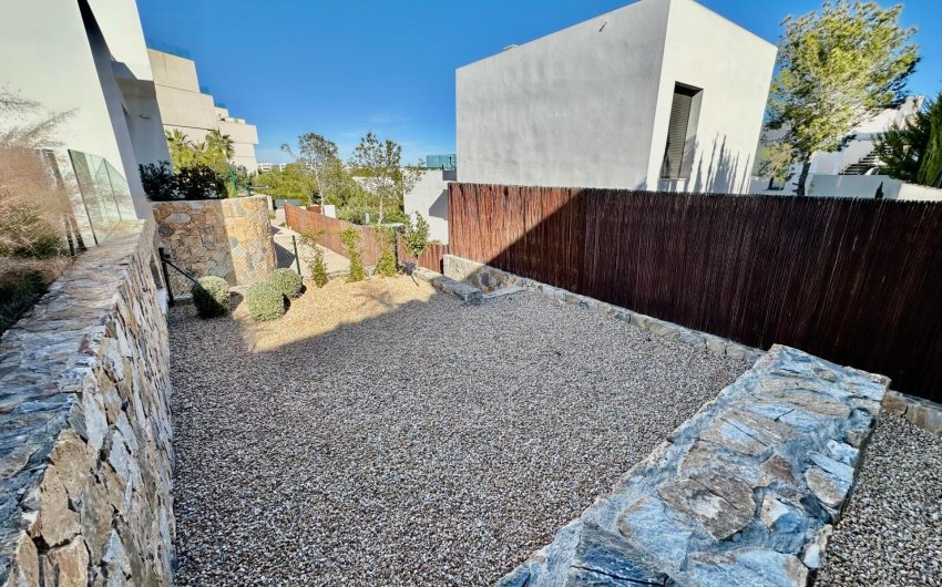 Herverkoop - Villa -
Orihuela - Las Colinas Golf