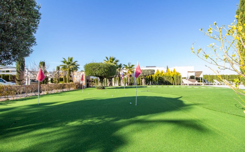 Herverkoop - Villa -
Orihuela - Las Colinas golf