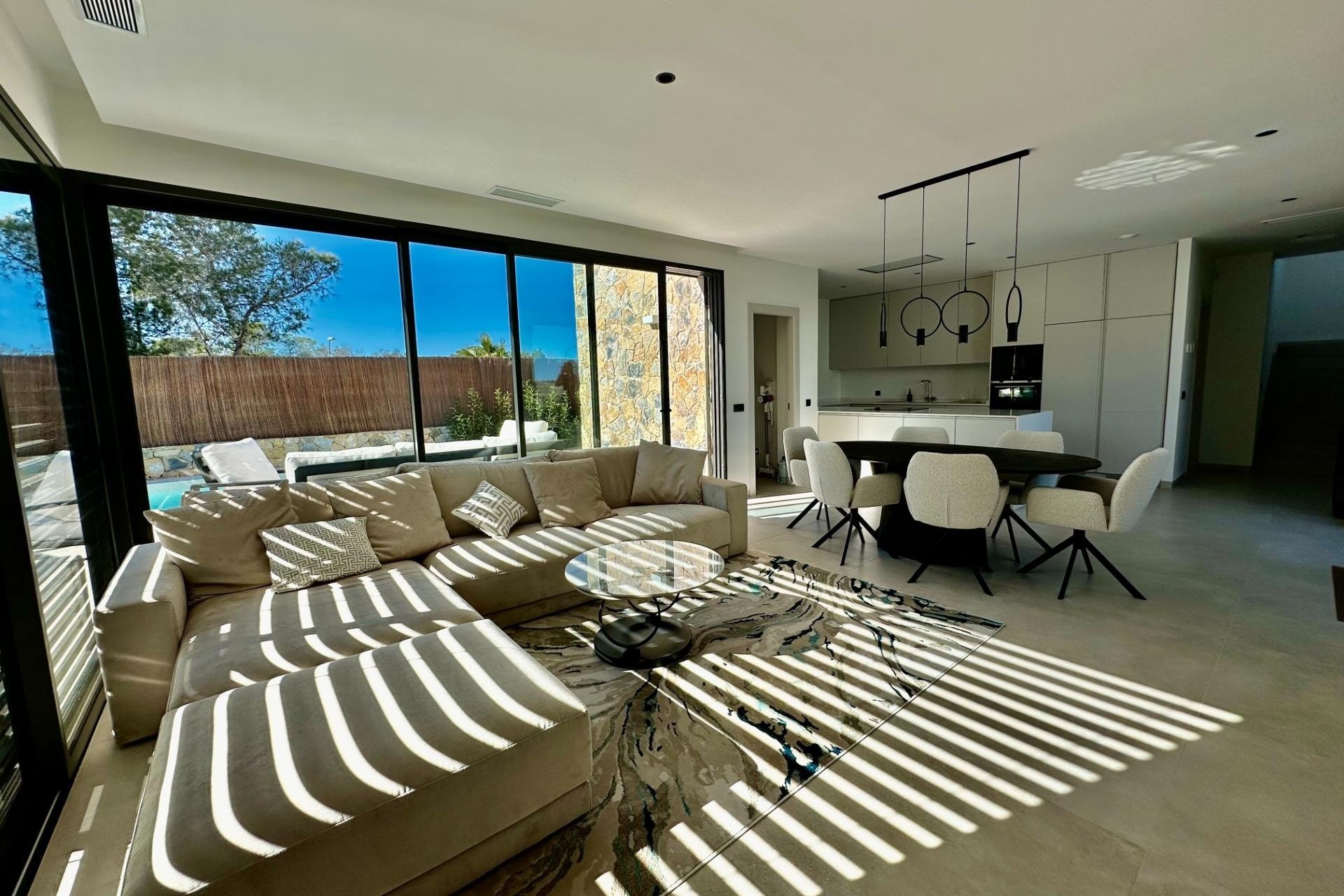 Herverkoop - Villa -
Orihuela - Las Colinas Golf