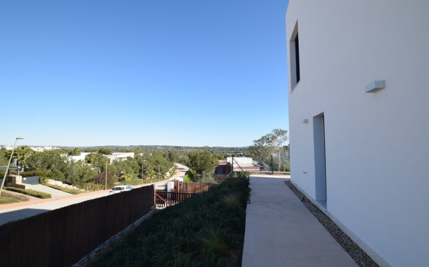 Herverkoop - Villa -
Orihuela - Las Colinas golf