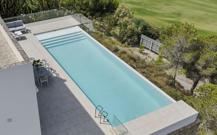 Herverkoop - Villa -
Orihuela - Las Colinas Golf