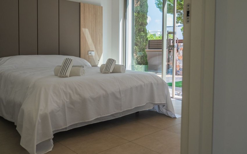 Herverkoop - Villa -
Orihuela - Las Colinas Golf