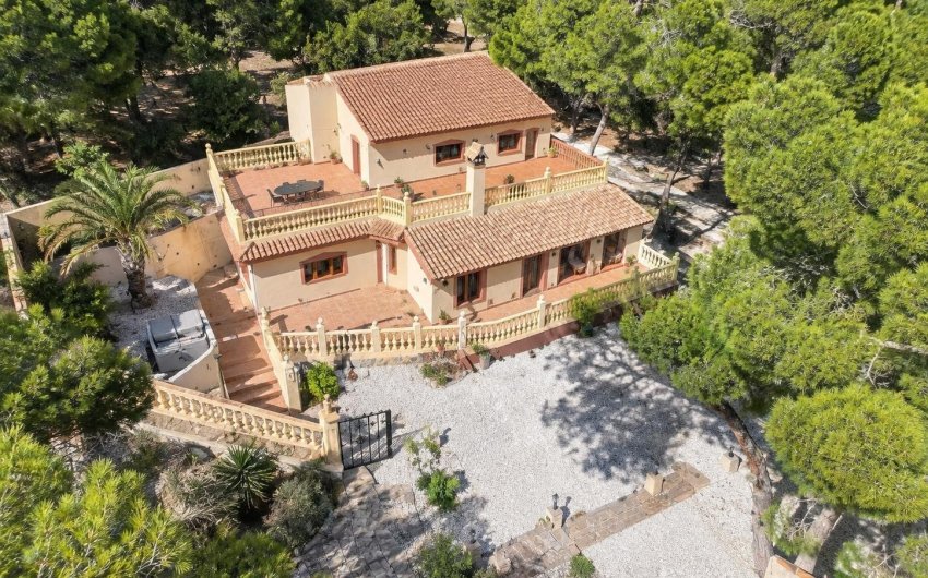Herverkoop - Villa -
Orihuela - Torremendo
