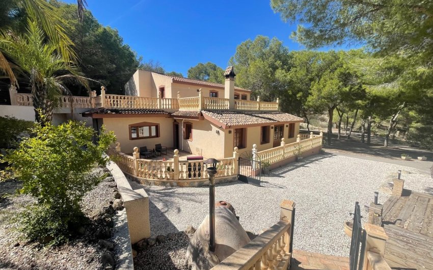 Herverkoop - Villa -
Orihuela - Torremendo