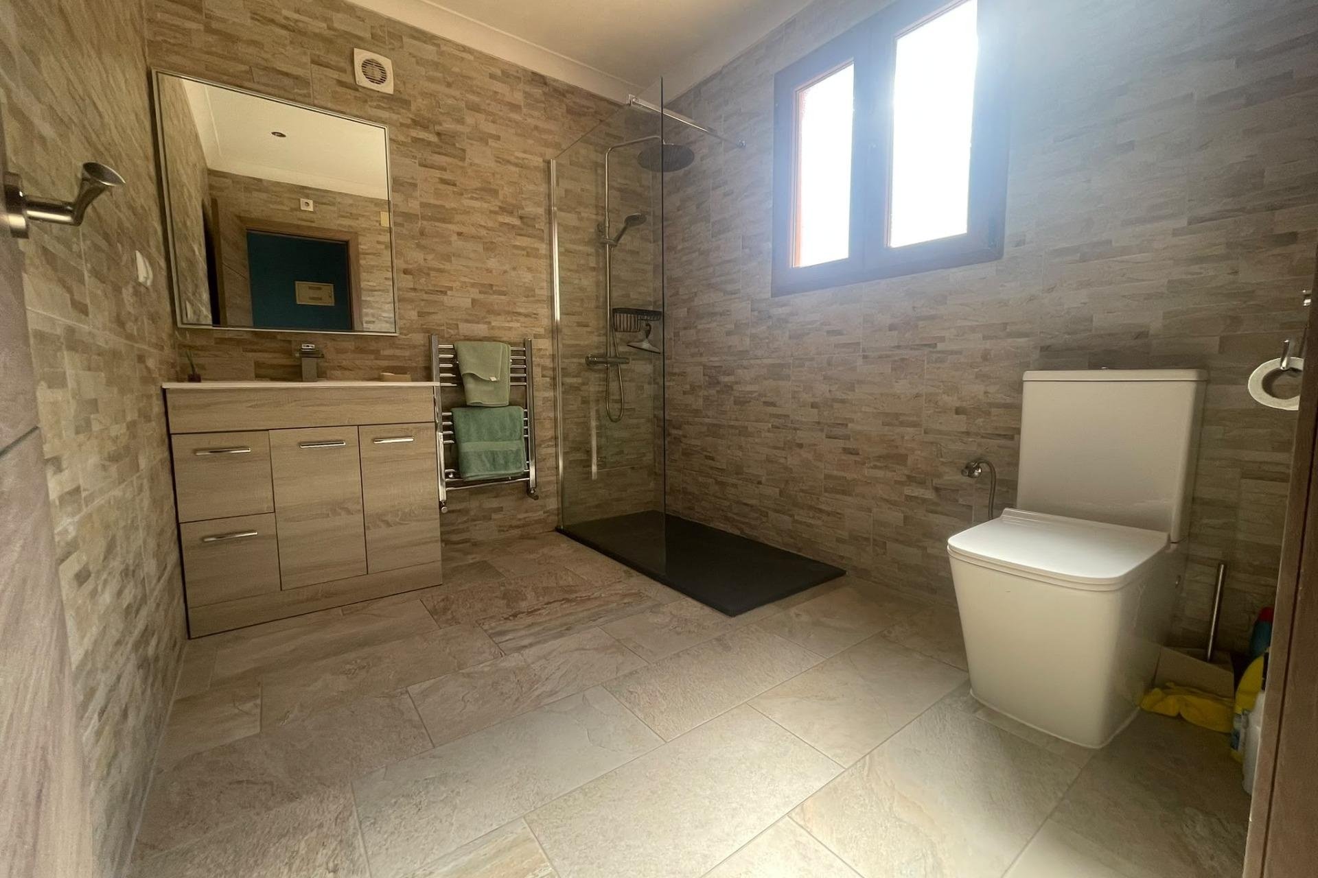 Herverkoop - Villa -
Orihuela - Torremendo