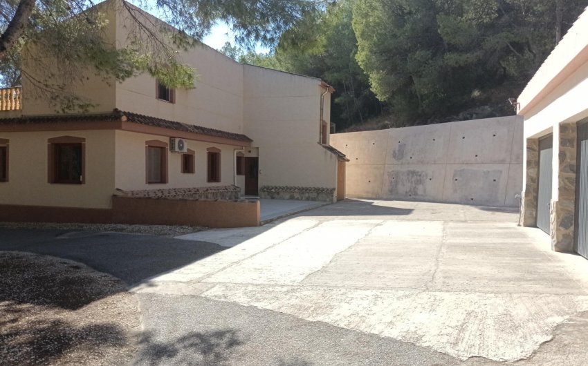 Herverkoop - Villa -
Orihuela - Torremendo