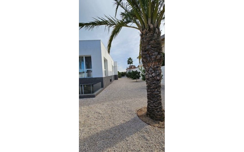 Herverkoop - Villa -
Orihuela - Urb. Montepinar