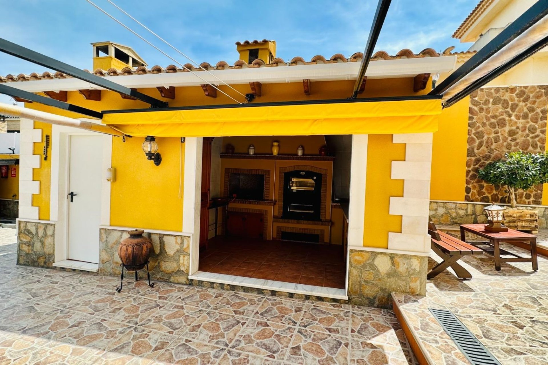 Herverkoop - Villa -
Orihuela - Urb. Montepinar