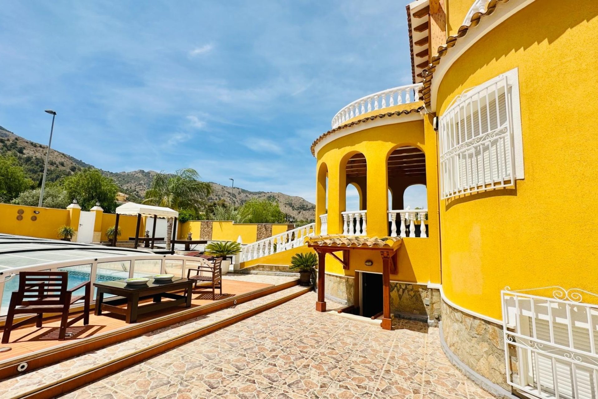 Herverkoop - Villa -
Orihuela - Urb. Montepinar