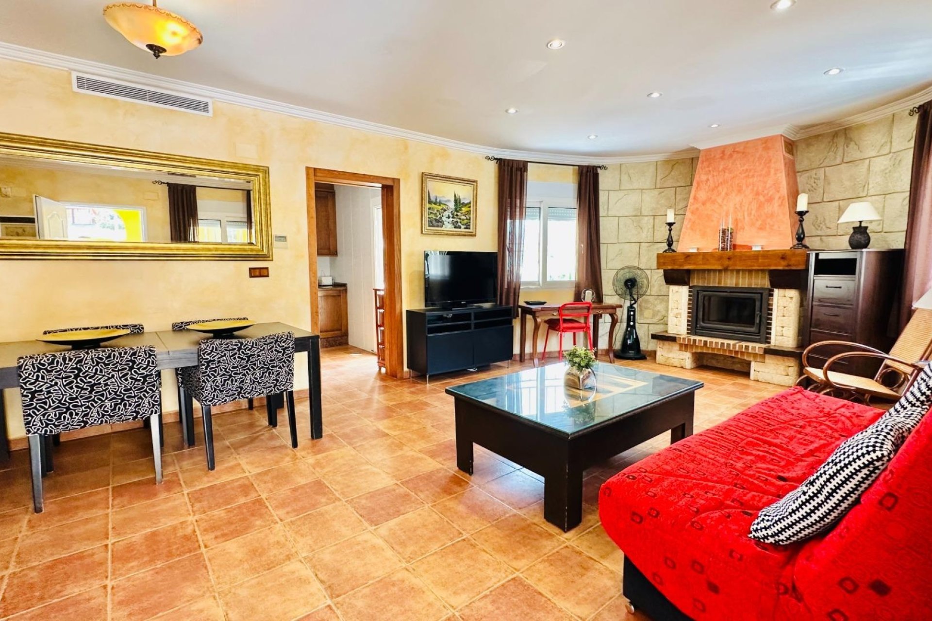 Herverkoop - Villa -
Orihuela - Urb. Montepinar