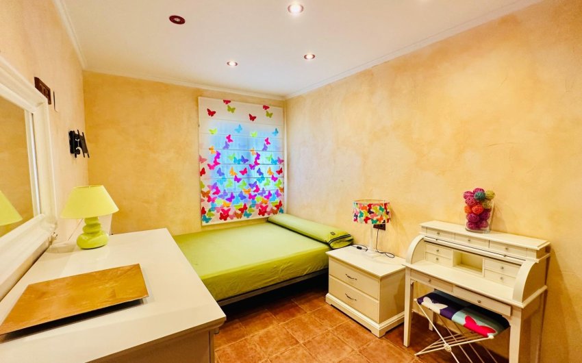 Herverkoop - Villa -
Orihuela - Urb. Montepinar