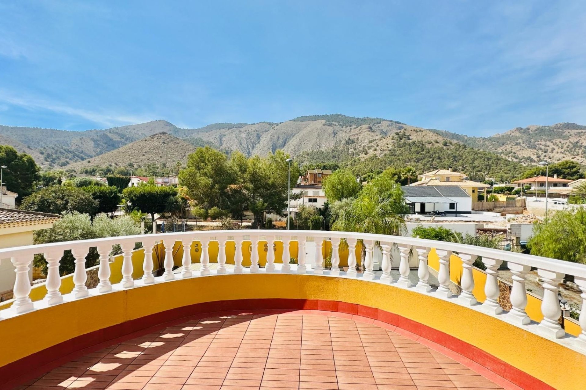 Herverkoop - Villa -
Orihuela - Urb. Montepinar
