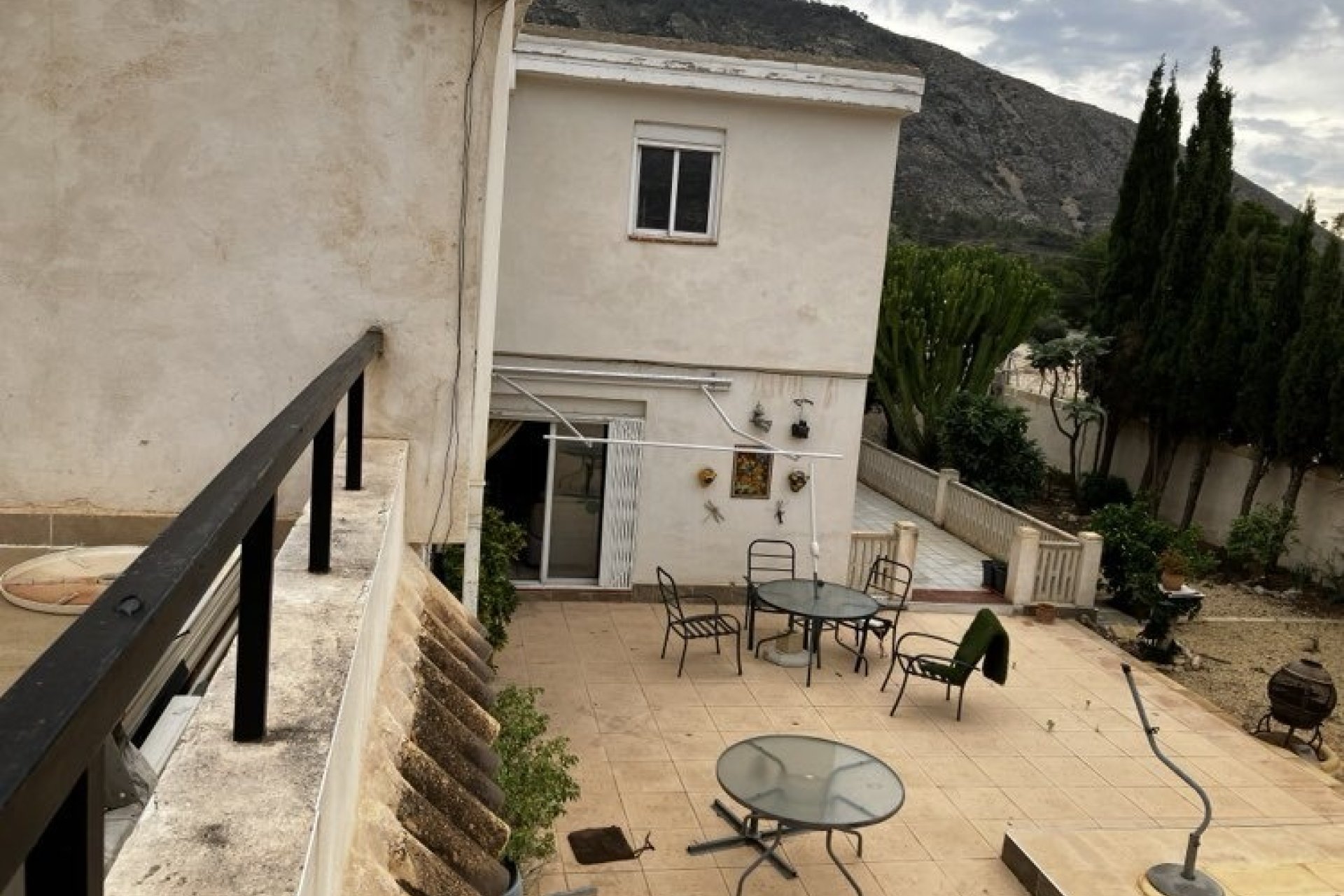 Herverkoop - Villa -
Orxeta - Costa Blanca