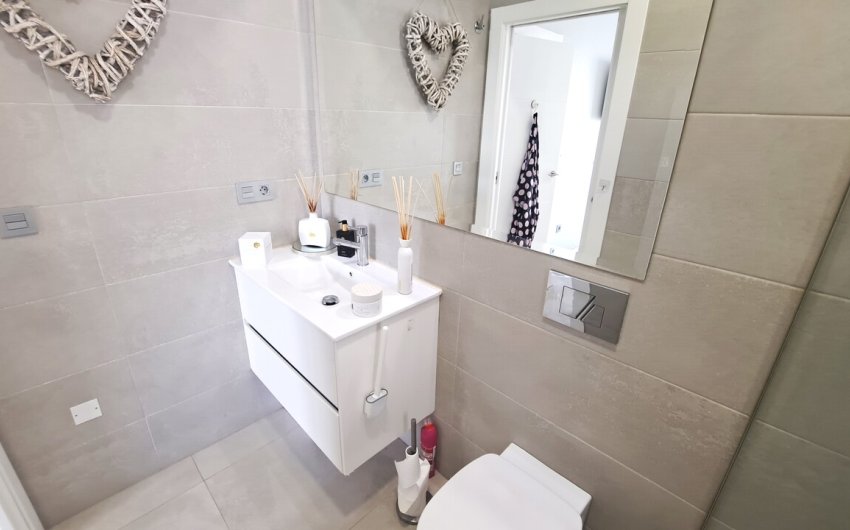 Herverkoop - Villa -
Pau 26 - Villamartin