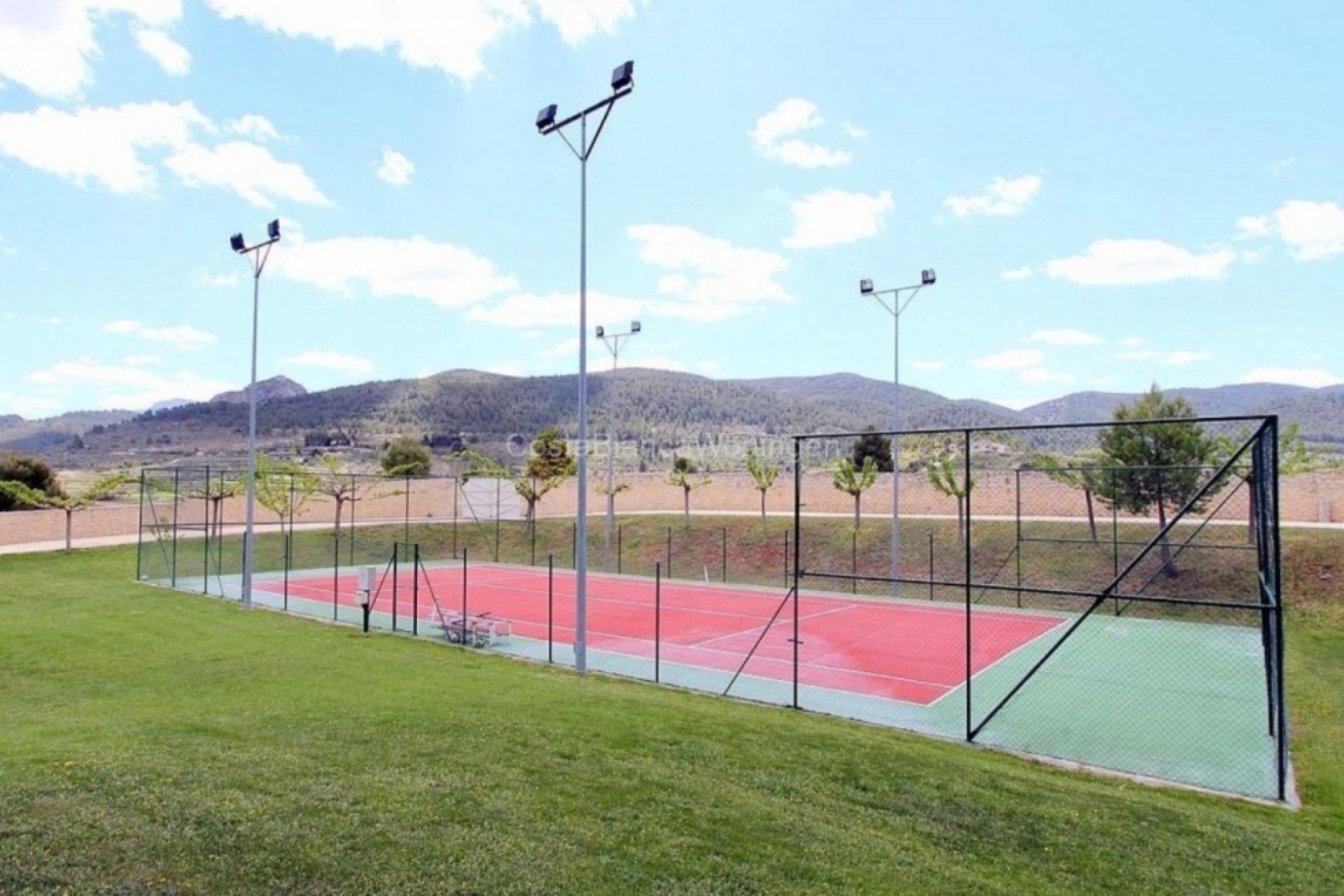 Herverkoop - Villa -
Penáguila