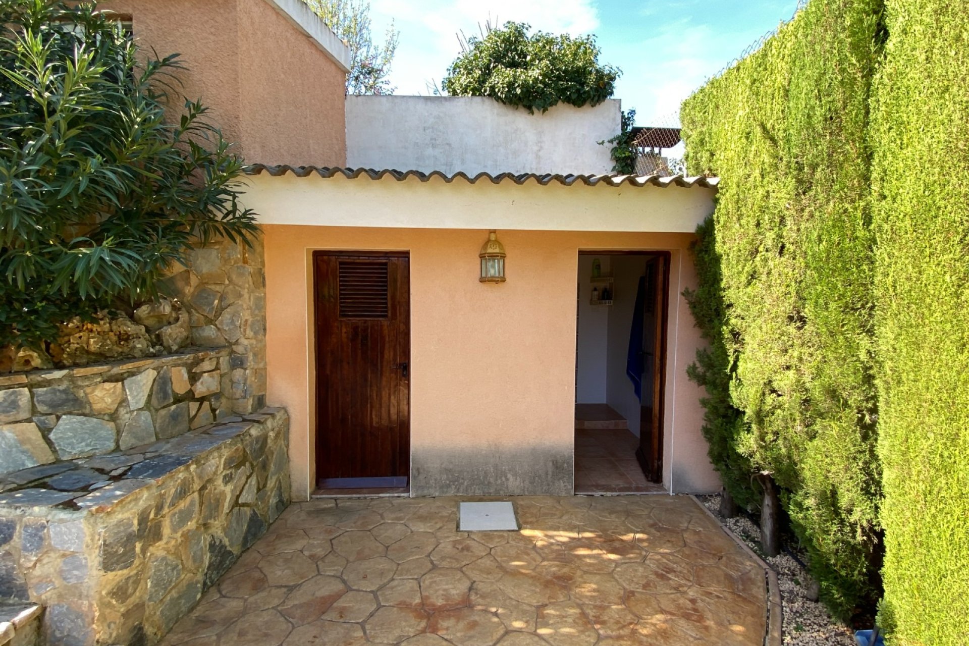 Herverkoop - Villa -
Petrer