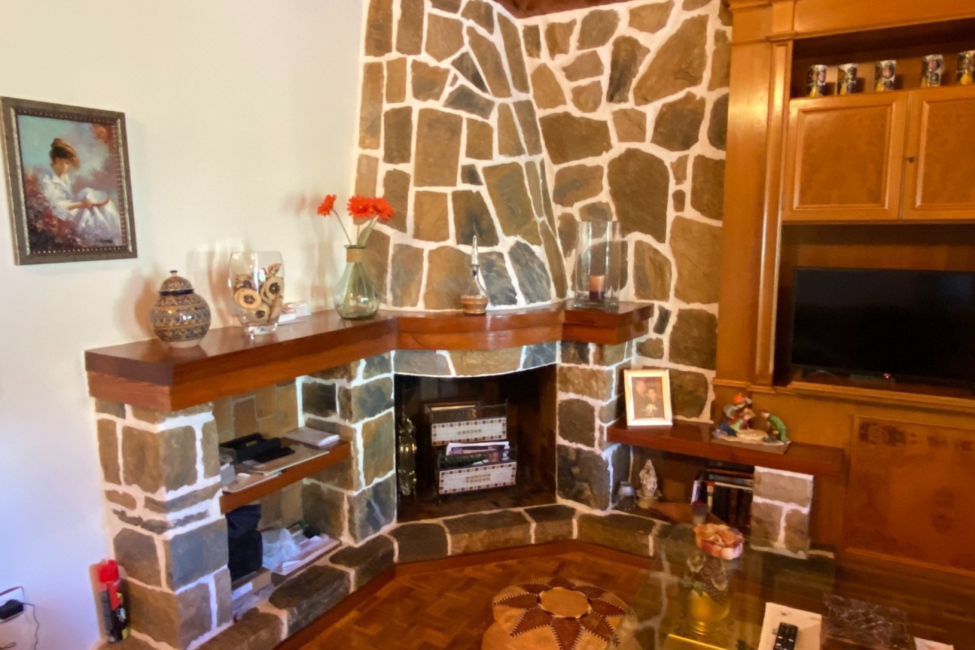 Herverkoop - Villa -
Petrer