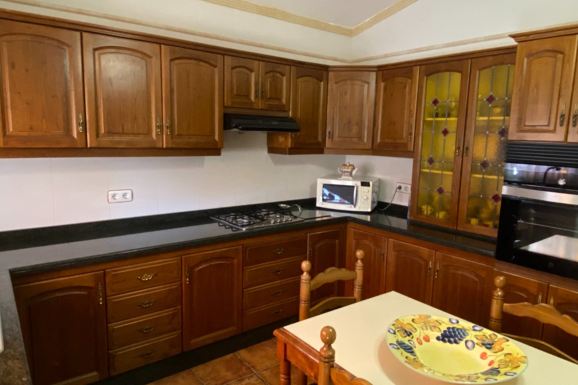 Herverkoop - Villa -
Petrer