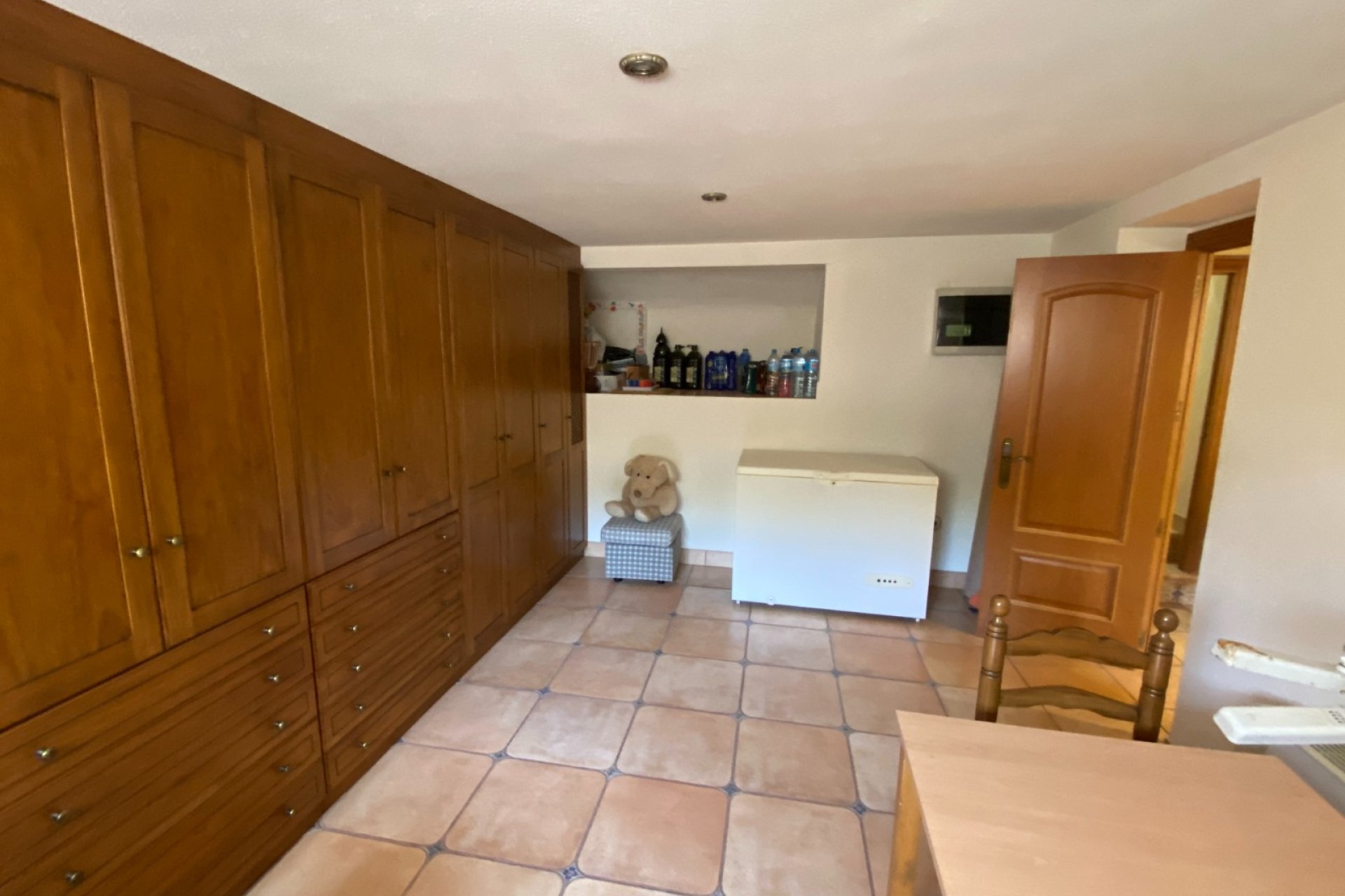 Herverkoop - Villa -
Petrer