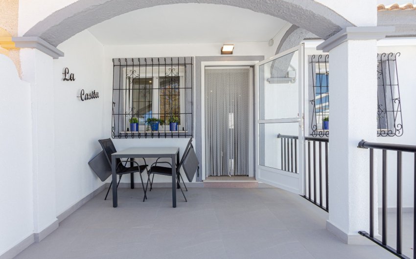 Herverkoop - Villa -
Pilar de la Horadada - Costa Blanca