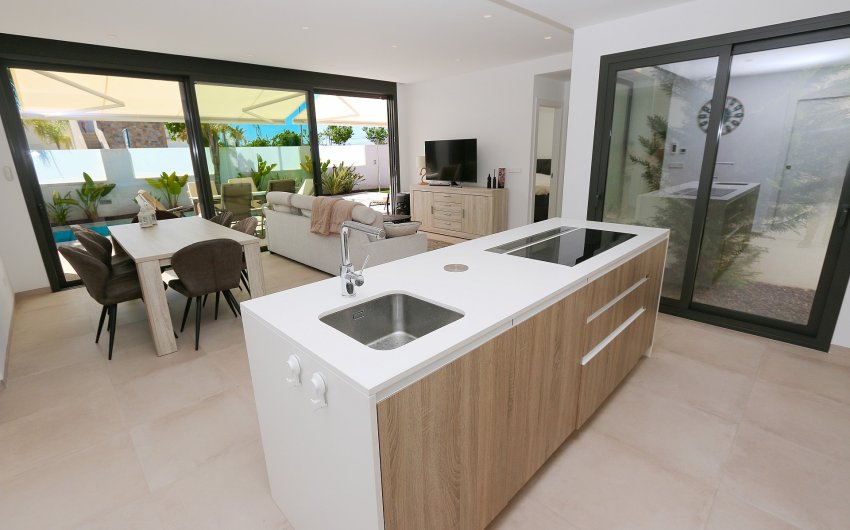 Herverkoop - Villa -
Pilar de la Horadada - Costa Blanca