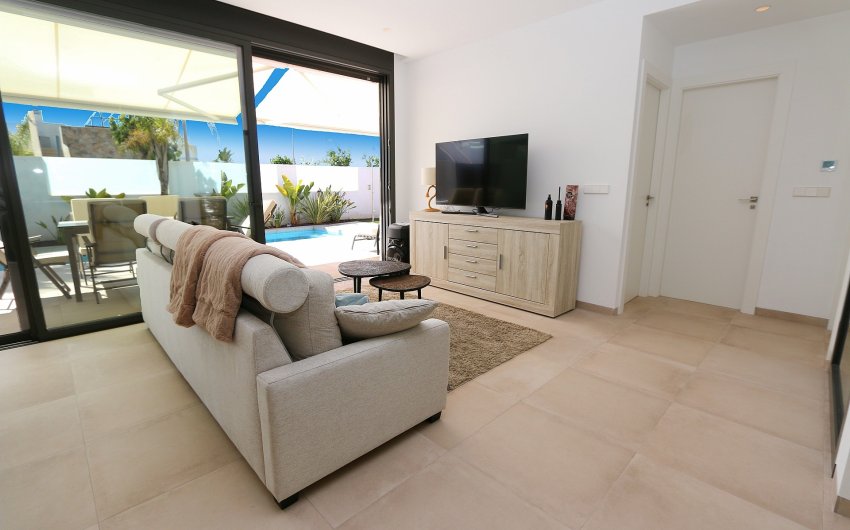 Herverkoop - Villa -
Pilar de la Horadada - Costa Blanca