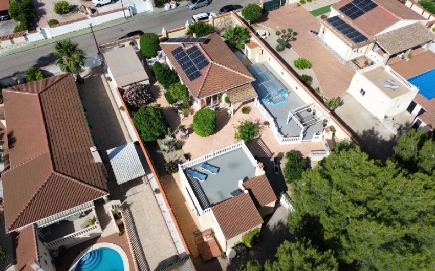 Herverkoop - Villa -
Pinar de Campoverde - Inland