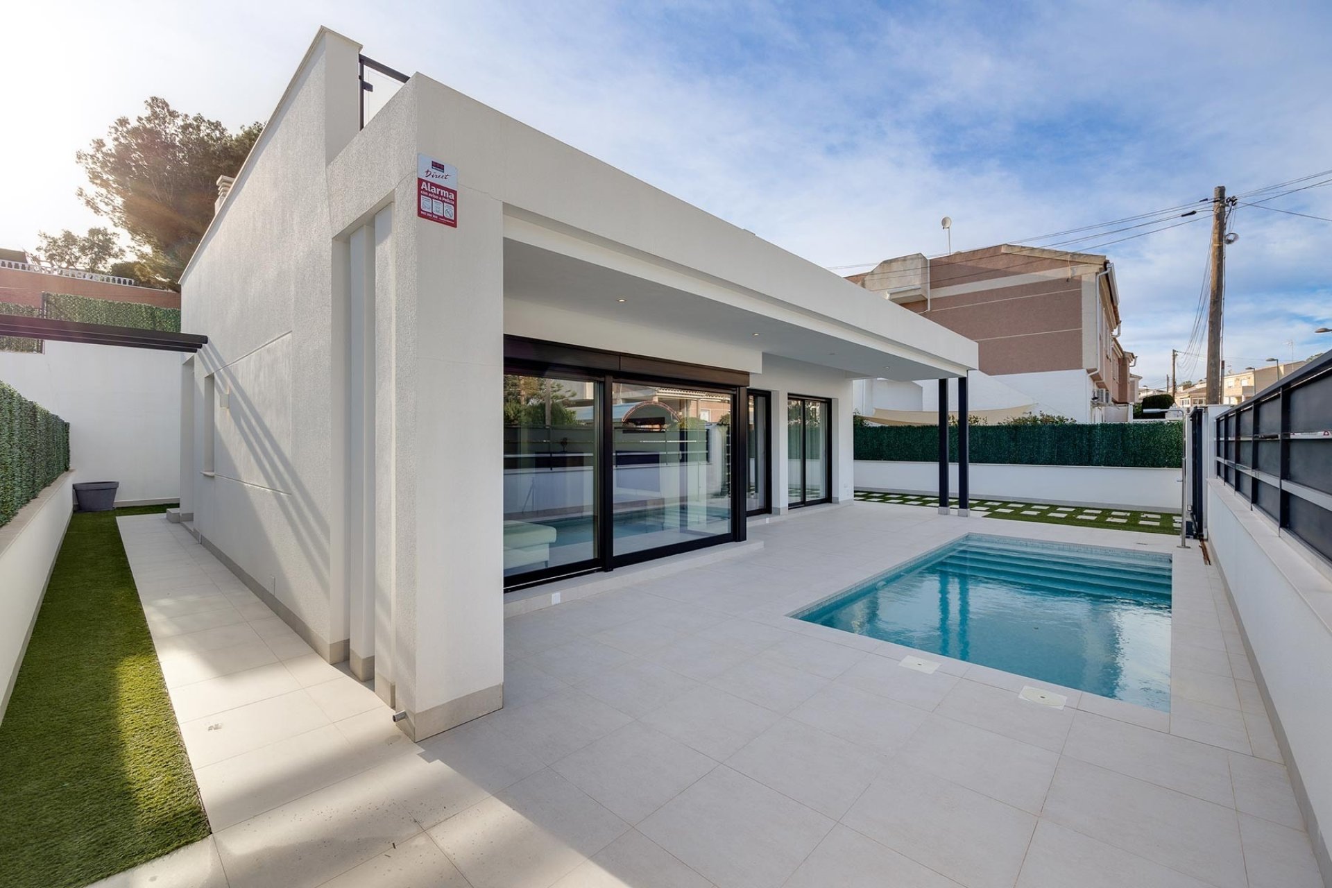 Herverkoop - Villa -
Pinar de Campoverde - Inland