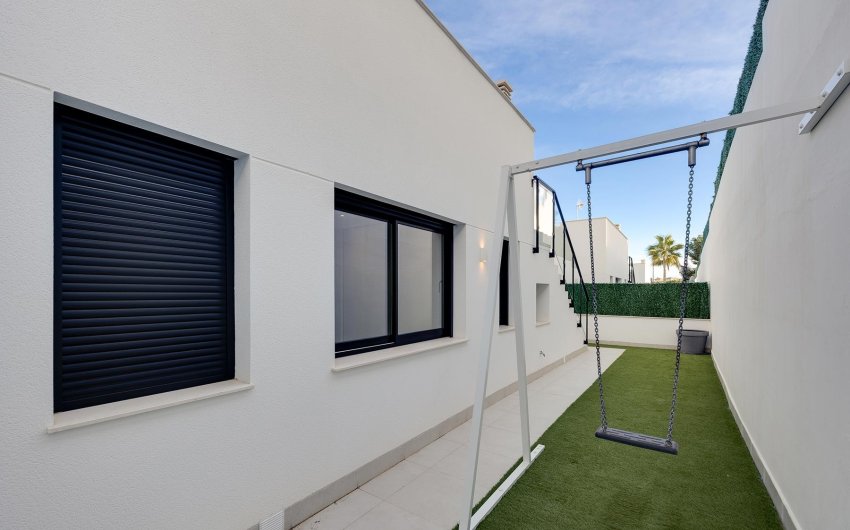 Herverkoop - Villa -
Pinar de Campoverde - Inland