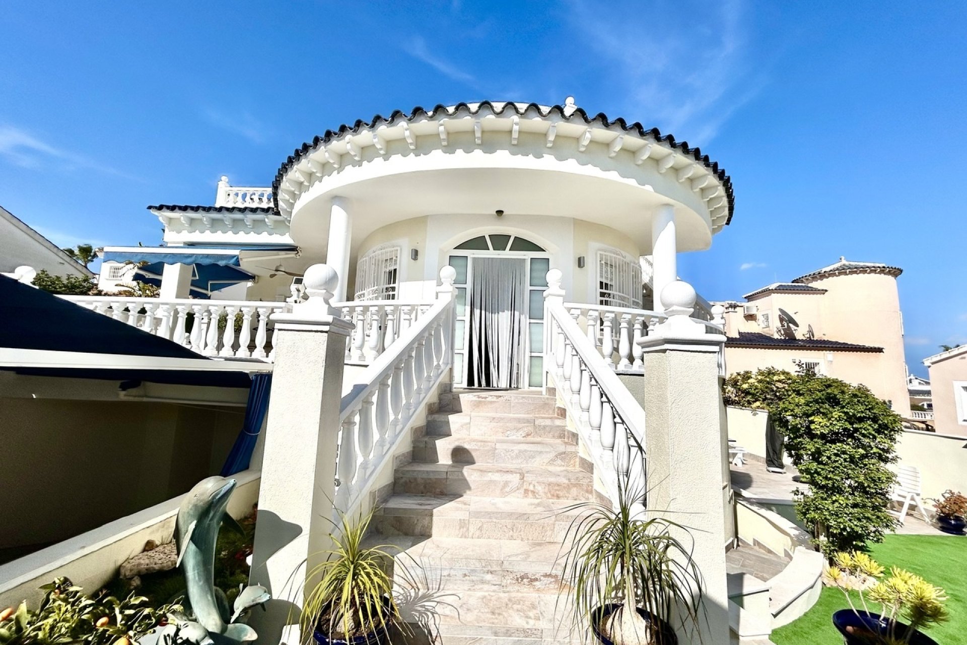 Herverkoop - Villa -
Pinar de Campoverde - Inland