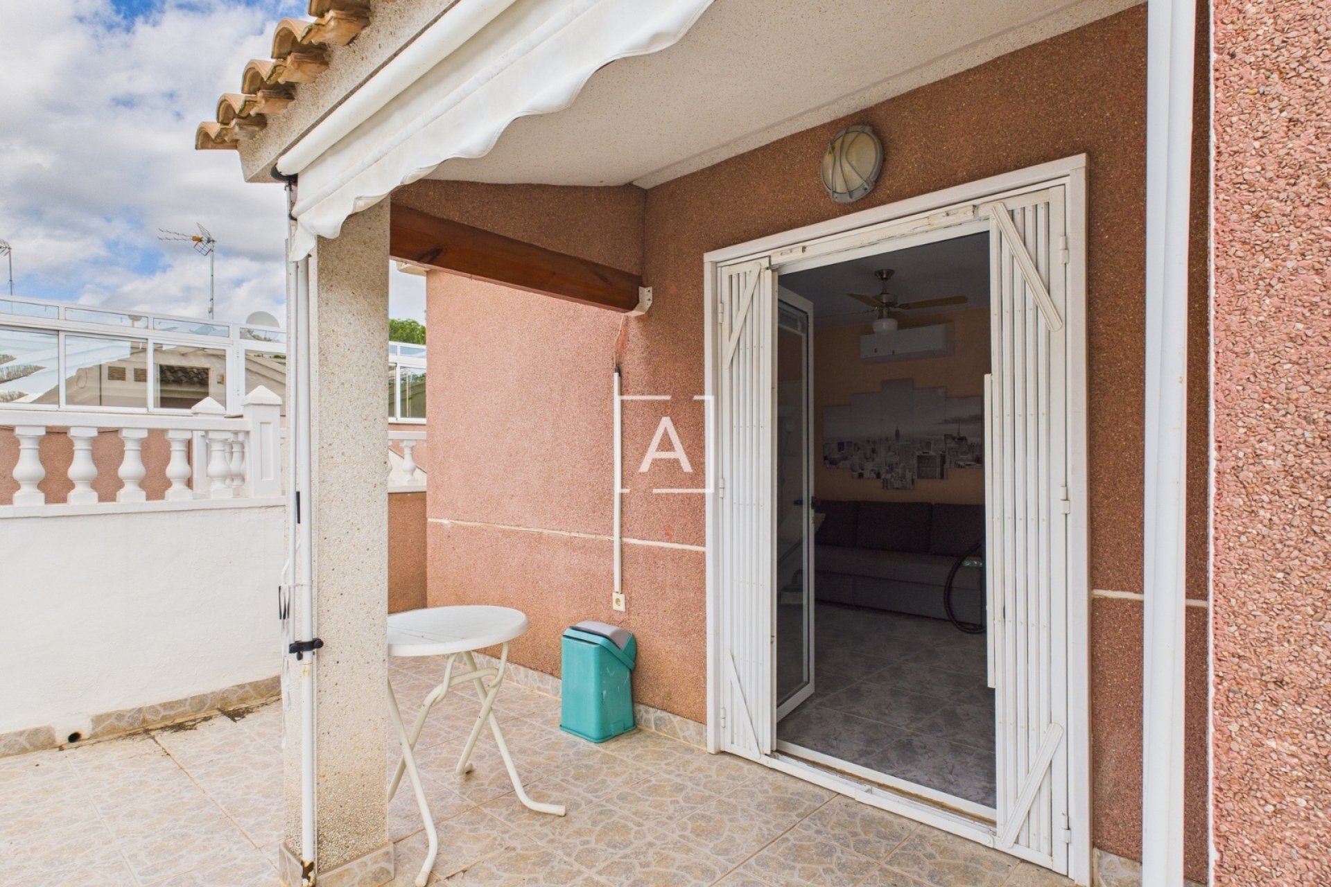 Herverkoop - Villa -
Pinar de Campoverde - Inland