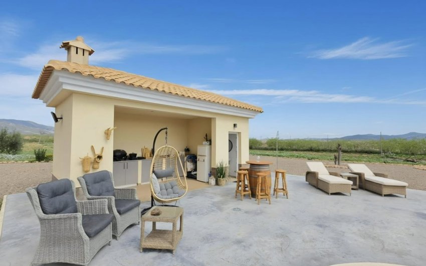 Herverkoop - Villa -
Pinoso - Inland