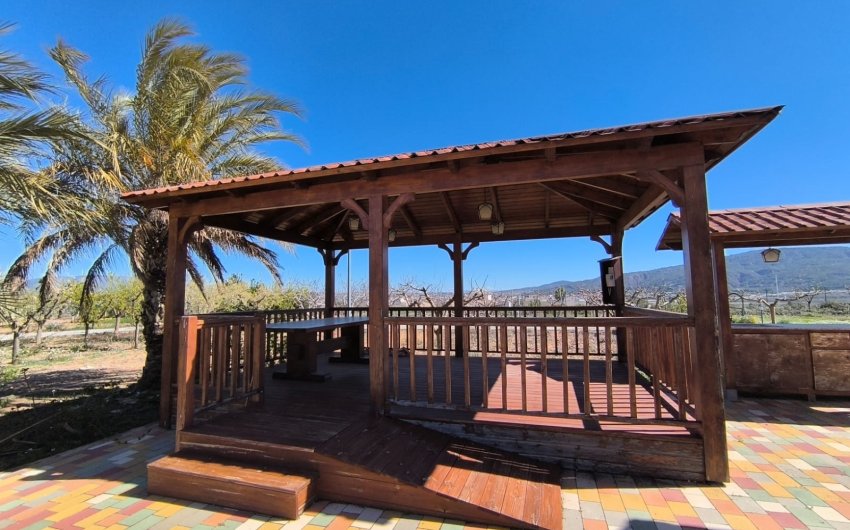 Herverkoop - Villa -
Pinoso - Inland