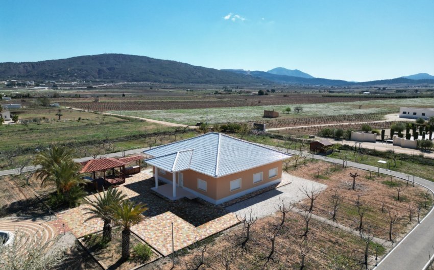 Herverkoop - Villa -
Pinoso - Inland