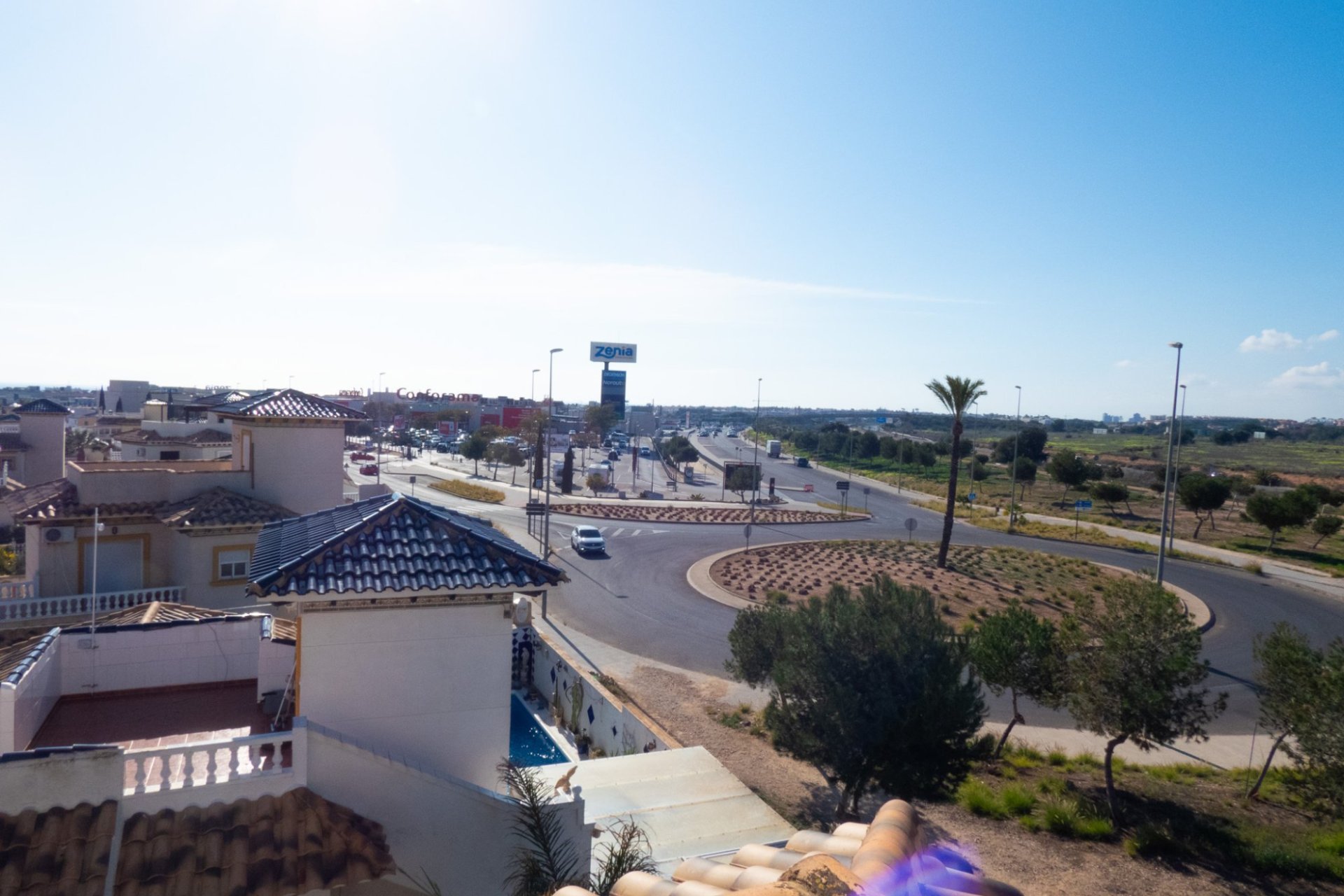 Herverkoop - Villa -
Playa Flamenca - Costa Blanca