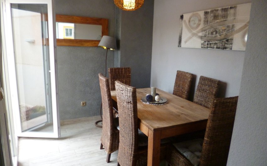 Herverkoop - Villa -
Playa Flamenca - Costa Blanca