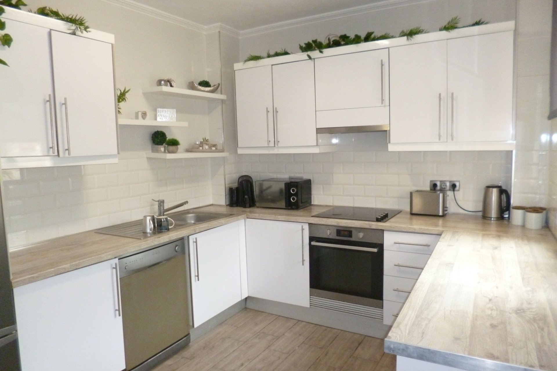 Herverkoop - Villa -
Playa Flamenca - Costa Blanca