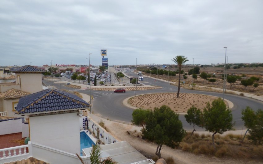 Herverkoop - Villa -
Playa Flamenca - Costa Blanca