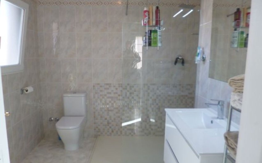 Herverkoop - Villa -
Playa Flamenca - Costa Blanca