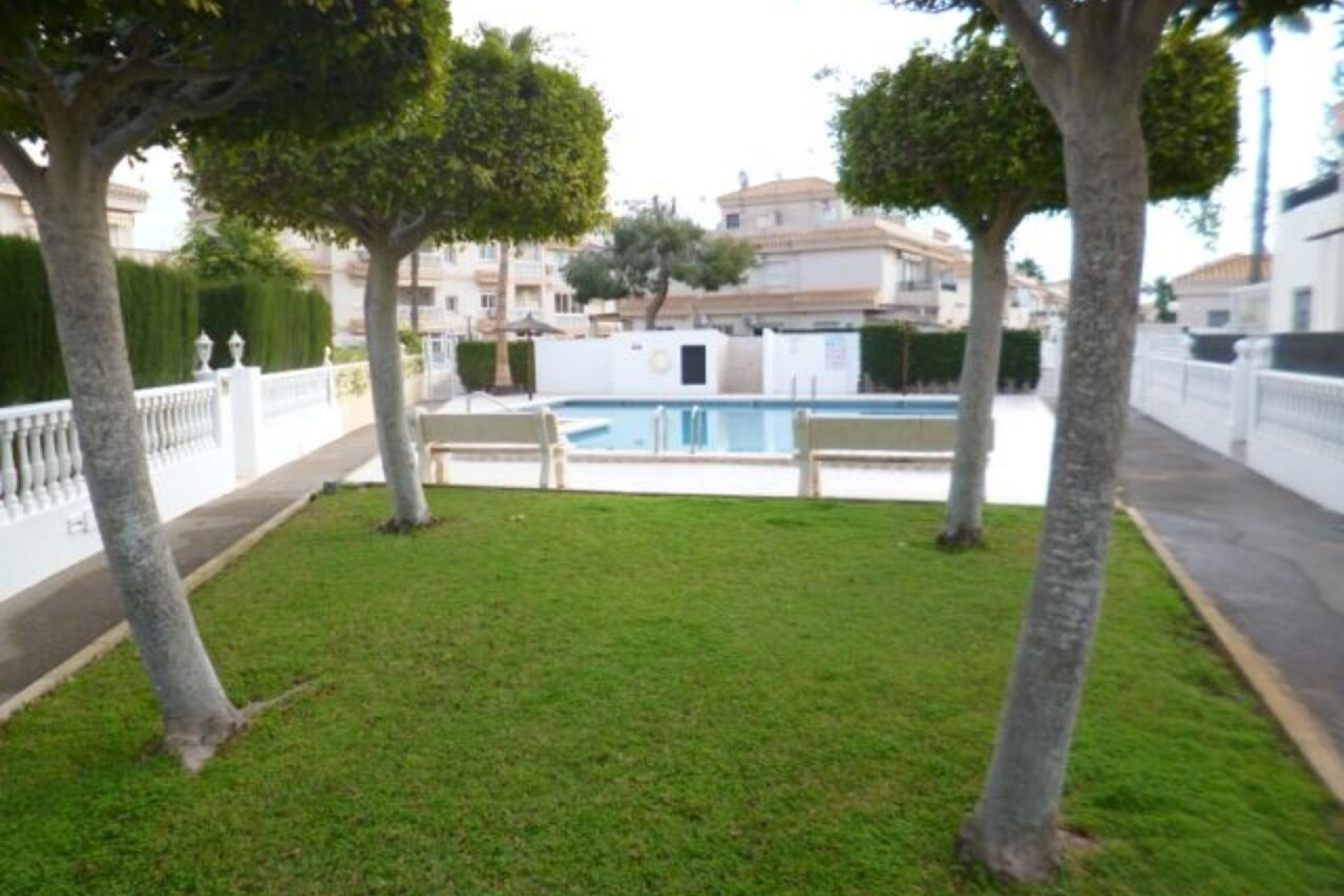 Herverkoop - Villa -
Playa Flamenca - Costa Blanca