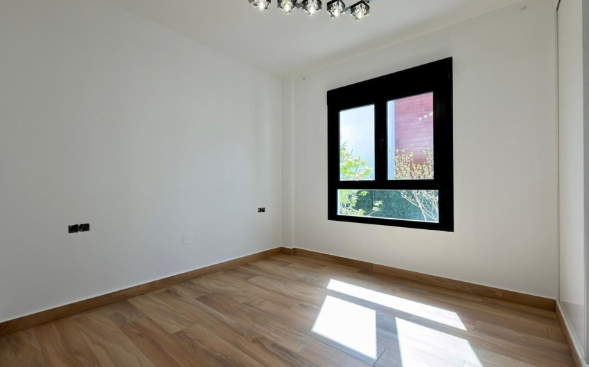Herverkoop - Villa -
Polop - Alberca