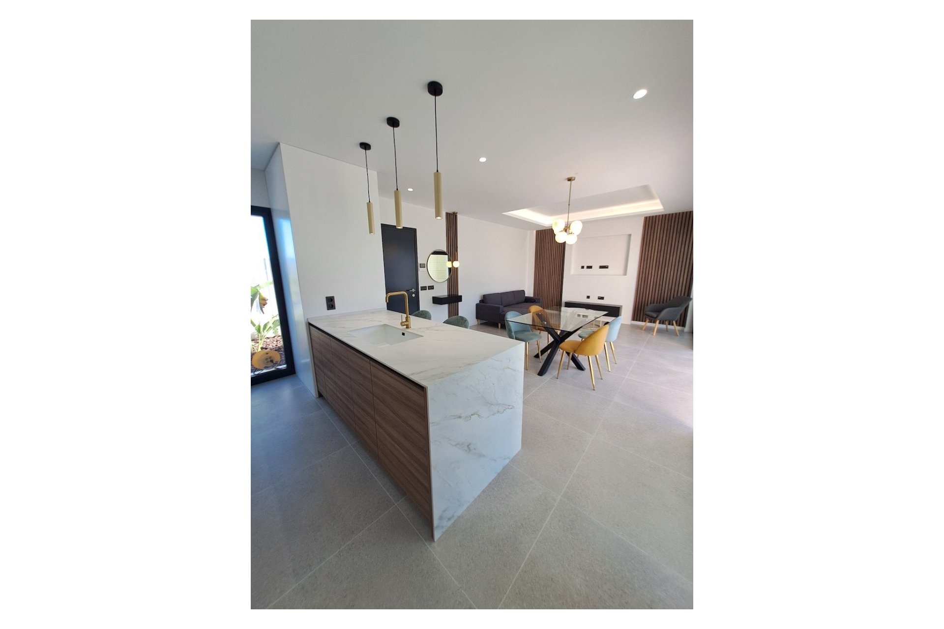 Herverkoop - Villa -
Polop - Urbanizaciones