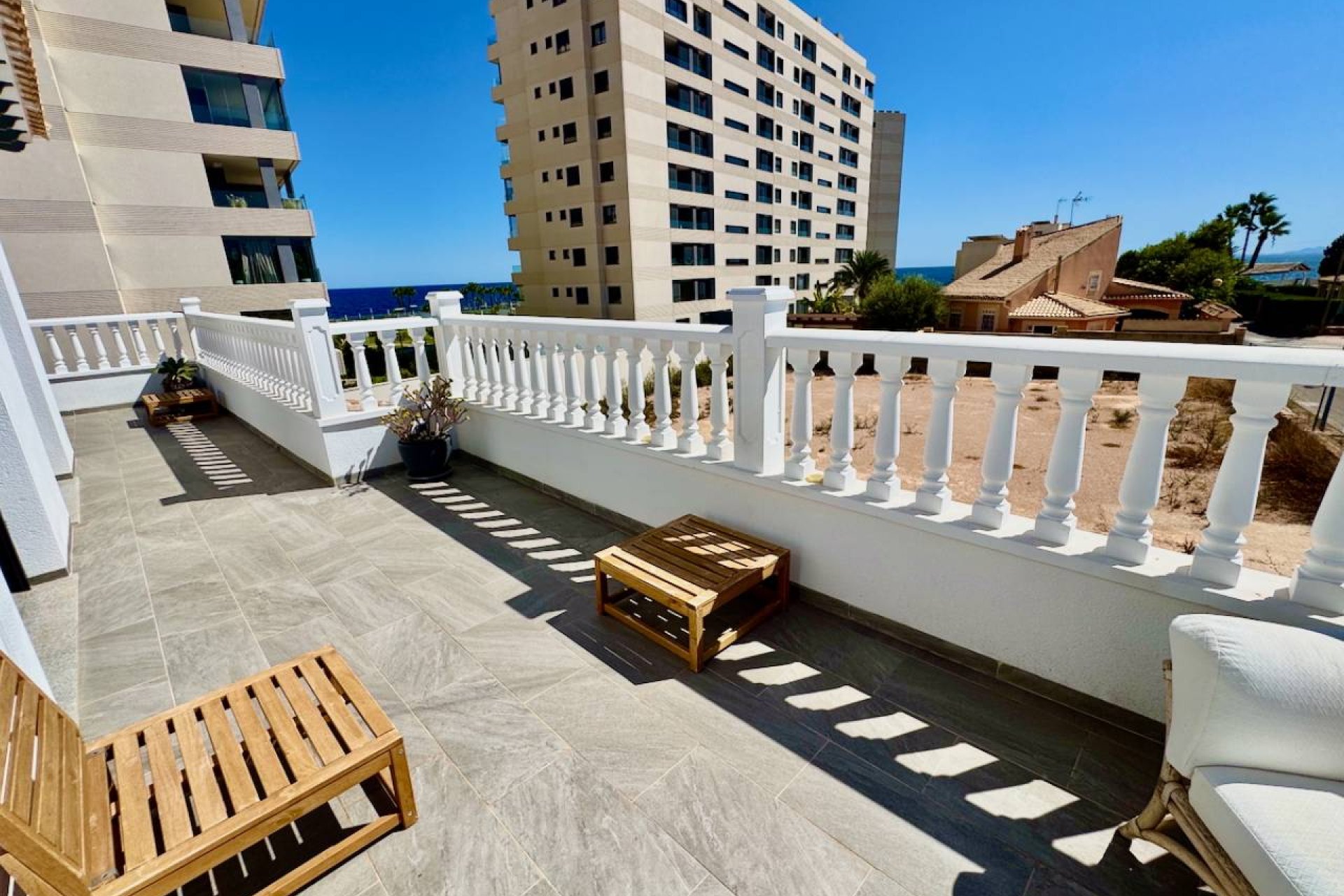 Herverkoop - Villa -
Punta Prima