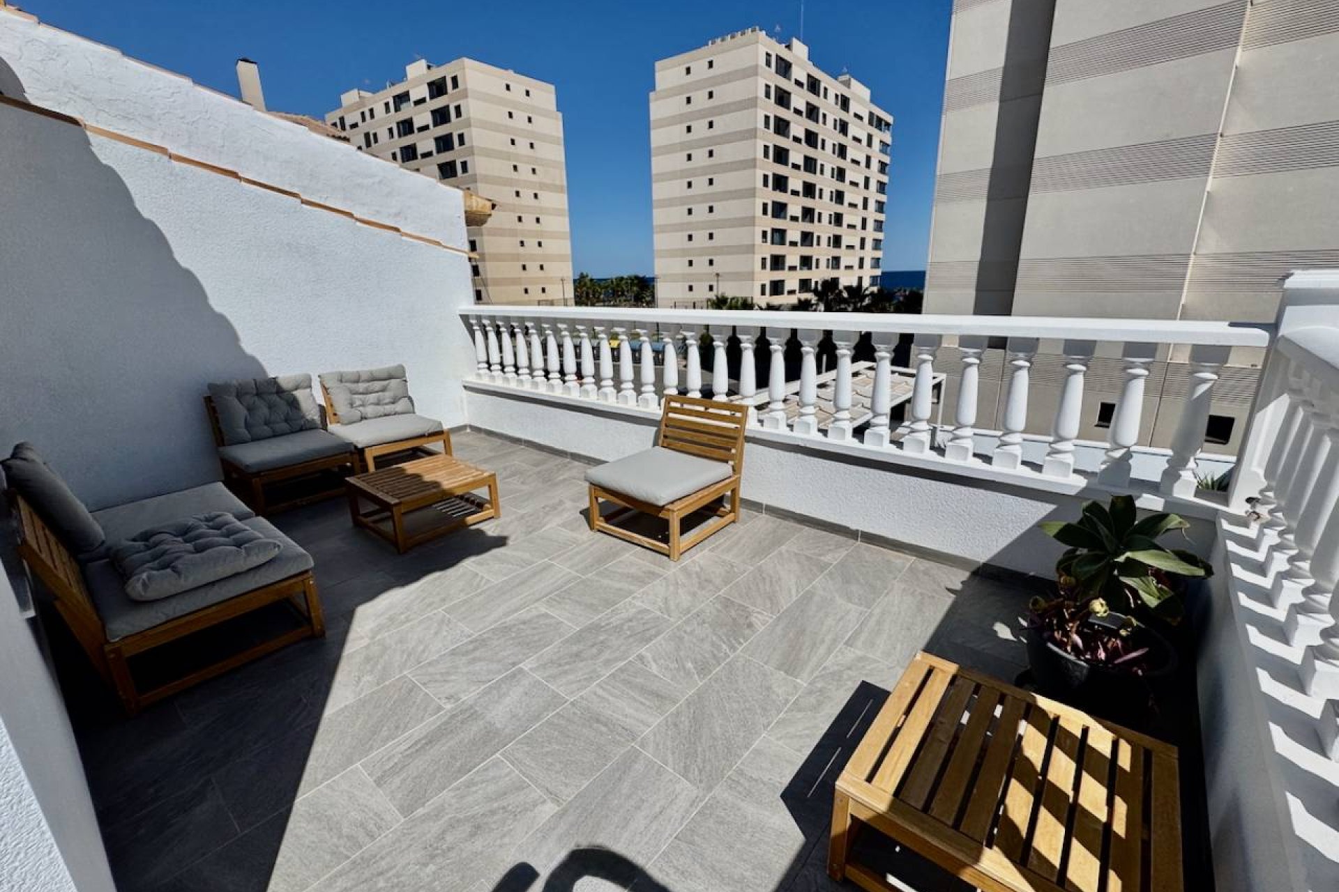 Herverkoop - Villa -
Punta Prima