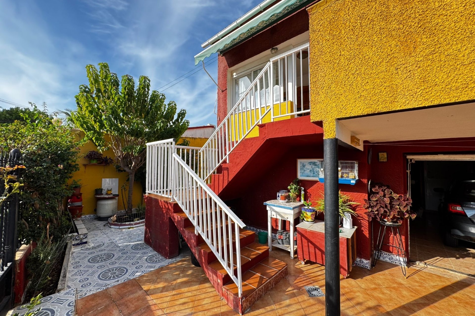 Herverkoop - Villa -
Punta Prima