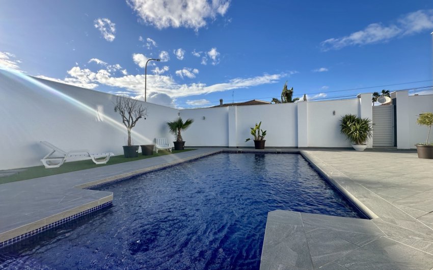 Herverkoop - Villa -
Rojales - Ciudad Quesada