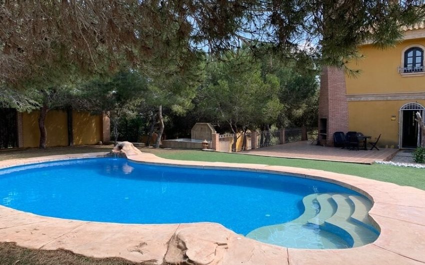 Herverkoop - Villa -
Rojales - Ciudad Quesada